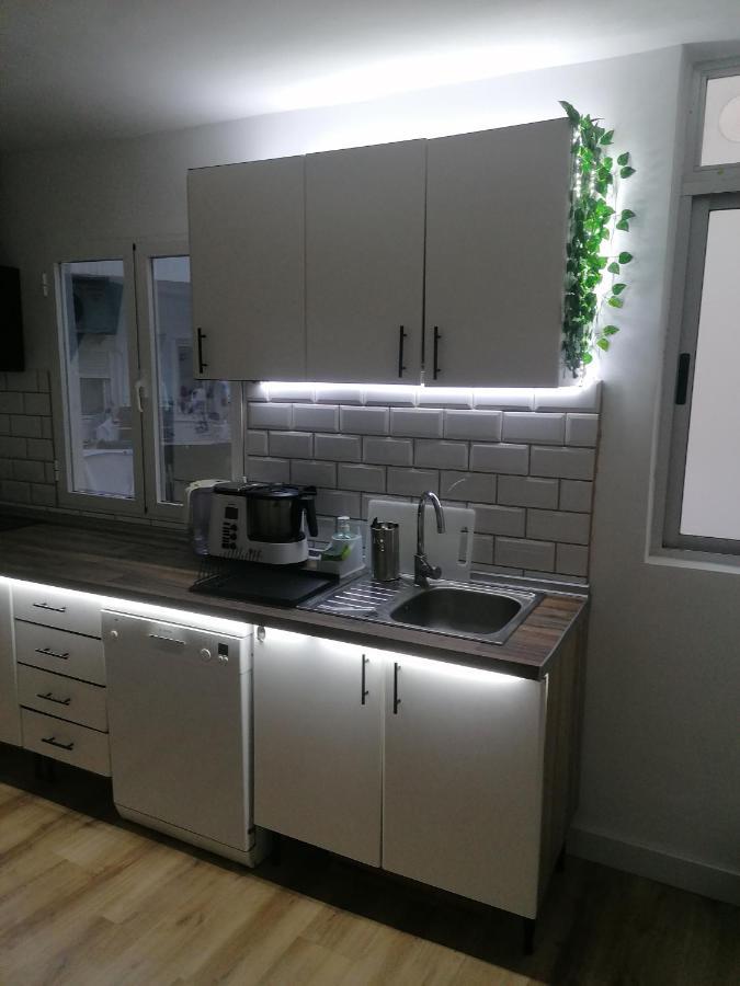 Piso Agradable Cerca De La Playa Apartment Алмерия Екстериор снимка