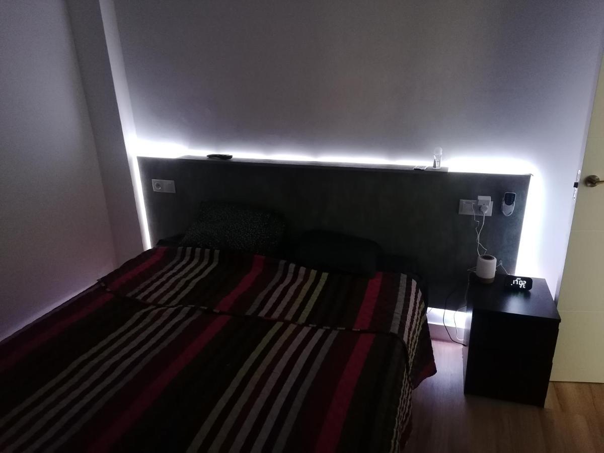 Piso Agradable Cerca De La Playa Apartment Алмерия Екстериор снимка